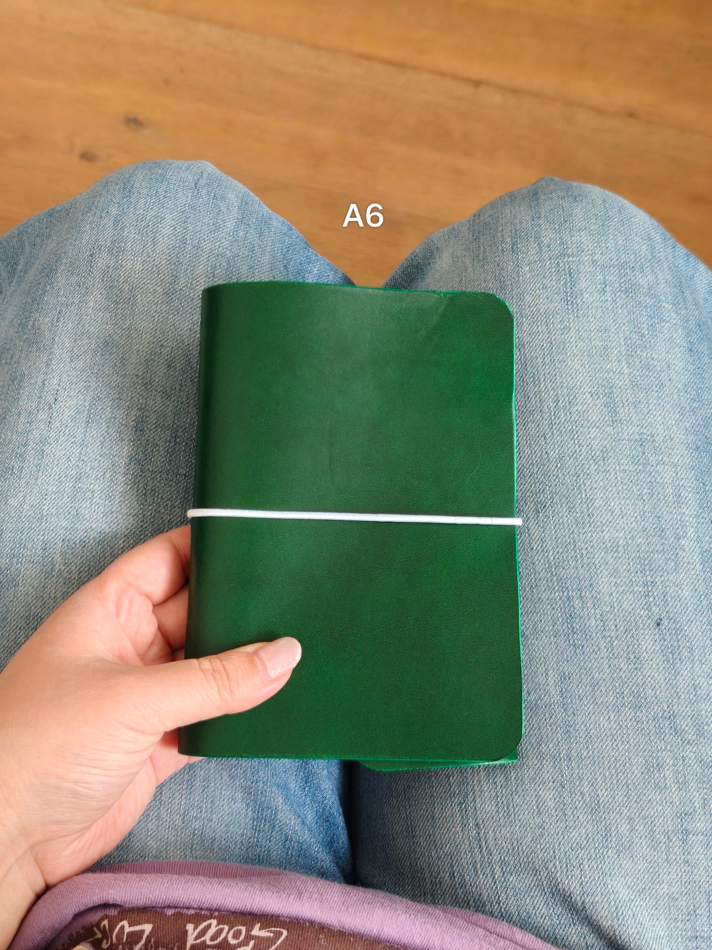 Nook - passport size