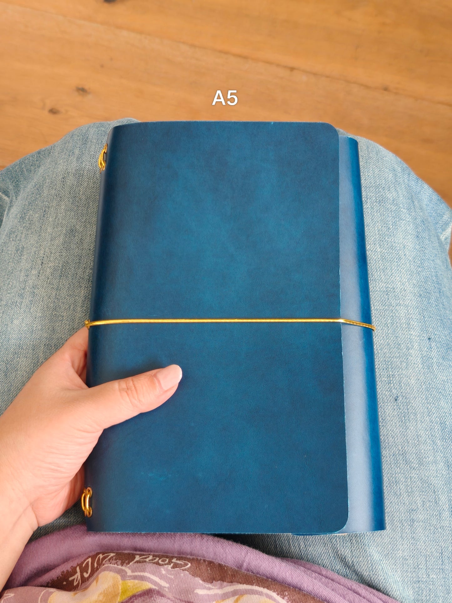Nook - passport size