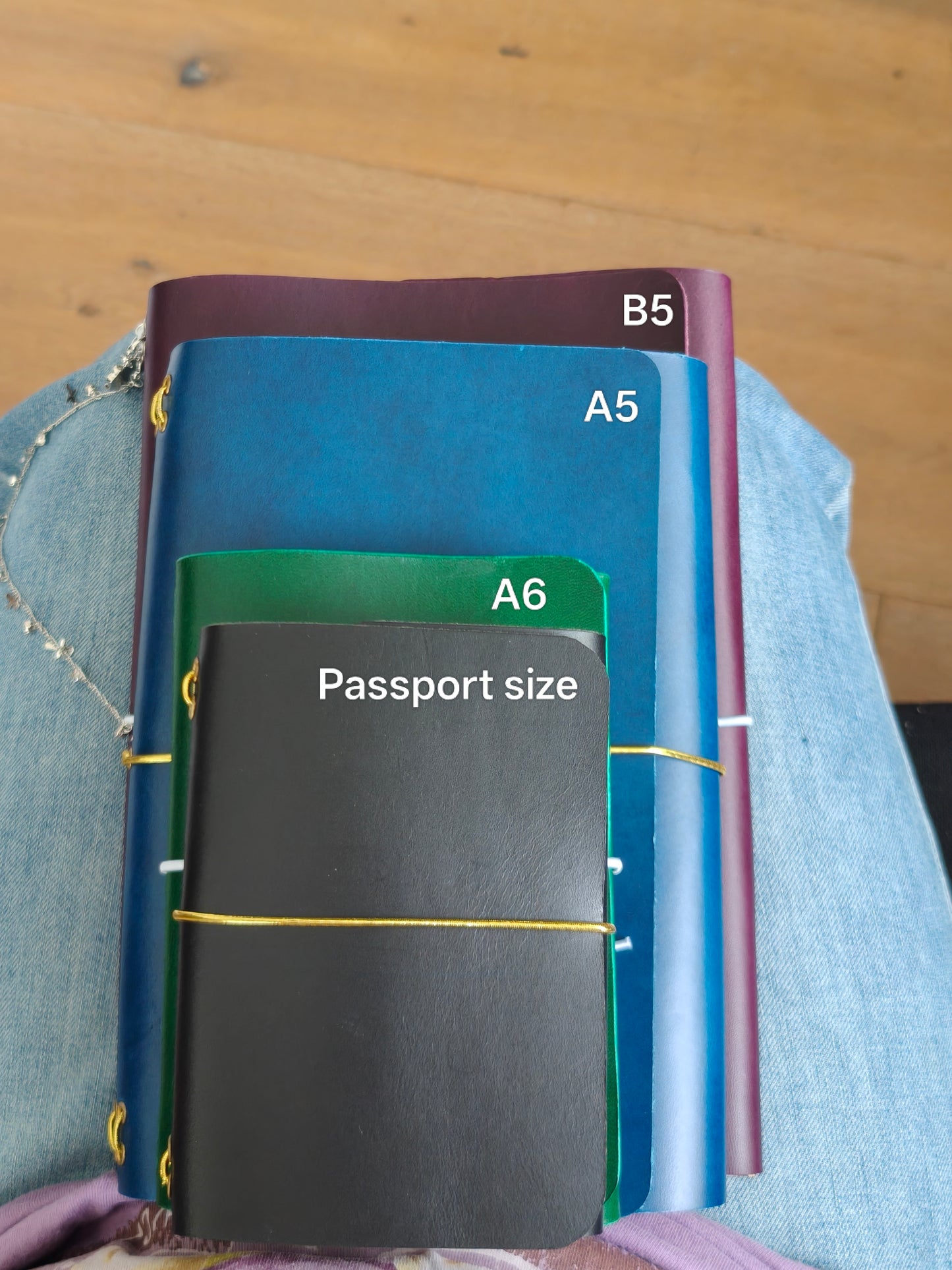 Nook - passport size