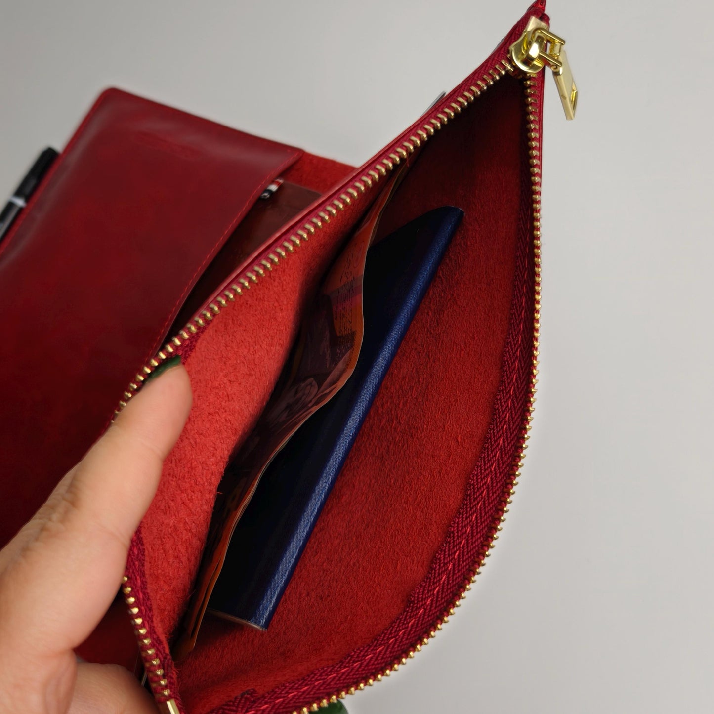Leather Portfolio for A5 Journal Cover | Leather Organizer Folder with Zipper Pocket | A5 Notebook Holder | Kindle & Passport Organizer