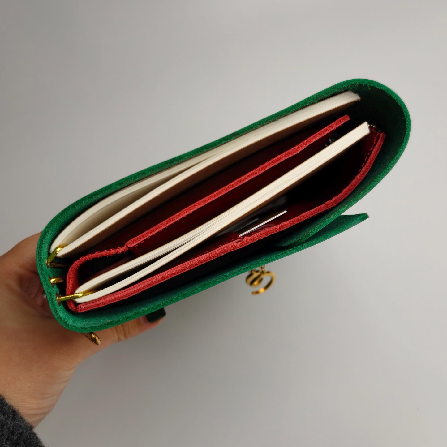 Leather Portfolio for A5 Journal Cover | Leather Organizer Folder with Zipper Pocket | A5 Notebook Holder | Kindle & Passport Organizer